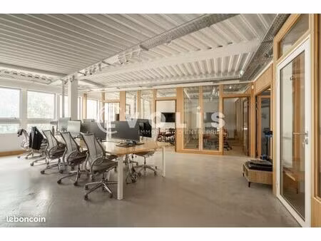bureaux 400 m²