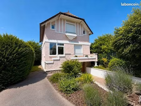 maison 6 pièces 103 m²