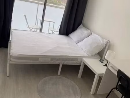 chambre 1 pièce 11 m²