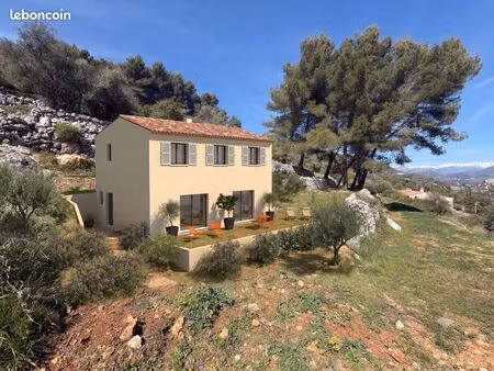 mas 4 pièces 103 m²