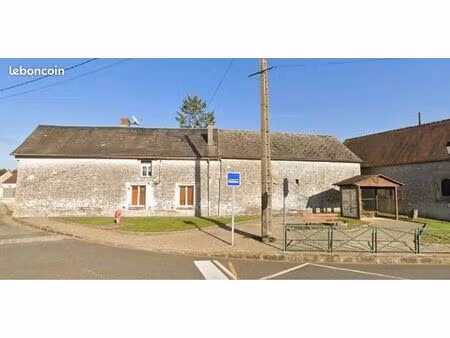 à vendre – maison en pierre de caractère située à villeneuve (91670)  commune d’angerville