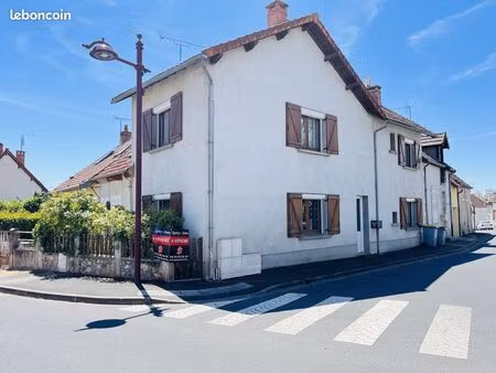 maison 6 pièces 151 m²