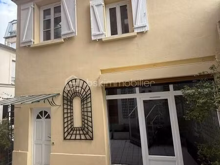 maison de ville 3 pièces 50 m²