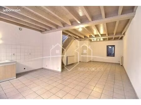 maison de village 3 pièces 107 m²