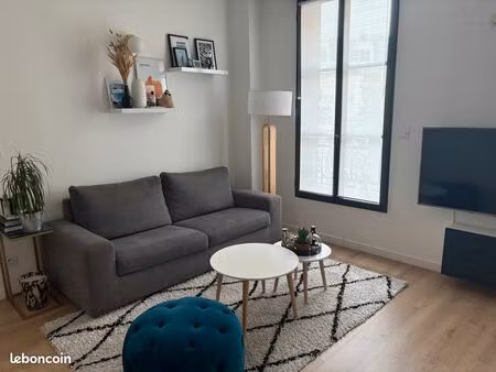 92190 meudon - bas de meudon - dans un immeuble refait à neuf à proximité des commerces et