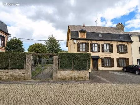 maison 7 pièces 132 m²