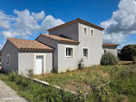 villa 5 pièces 119 m²