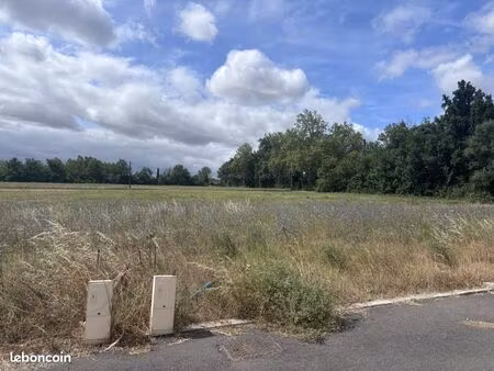 terrain à bâtir lezat sur leze 490m²
