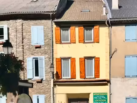 grande maison divisée en 2 appartements duplex – pyrénées -val-de-sos