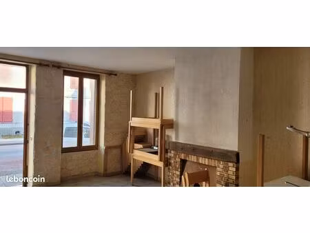 maison avec dépendance centre de village