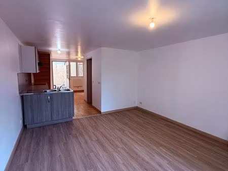 loue appartement t3 coursan