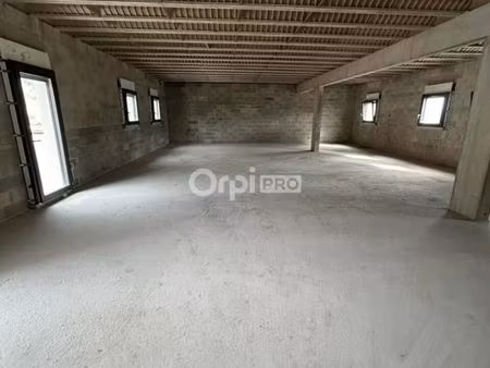 bureaux 135 m²