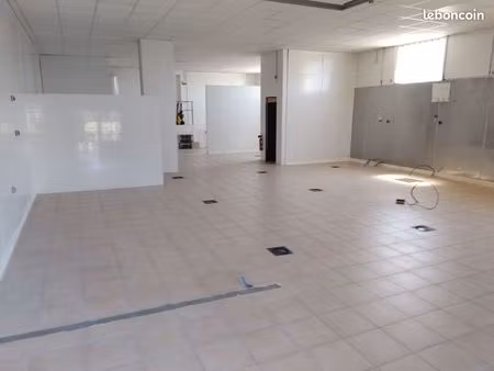 location local commercial 150m2