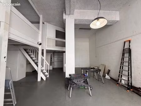 local commercial 107 m²
