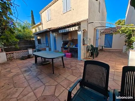 villa 4 pièces 98 m²
