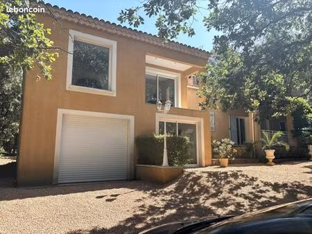 villa 174m² à tavernes