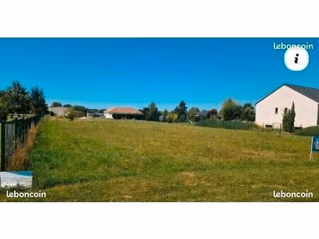terrain 1300m2