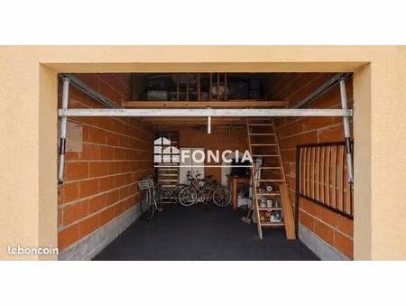 garage plain pied
