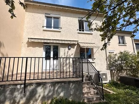 a louer maison 3 chambres climatisée et tout confort à yzeure