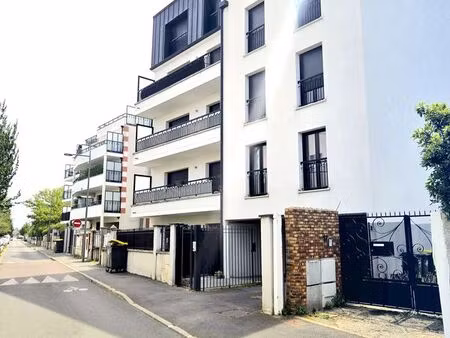 appartement t3 à noisy le grand