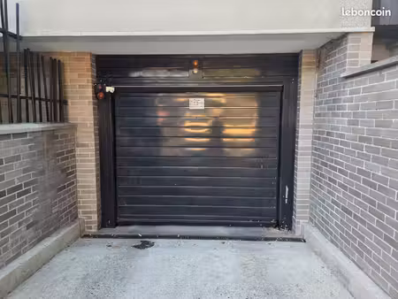 place parking souterrain