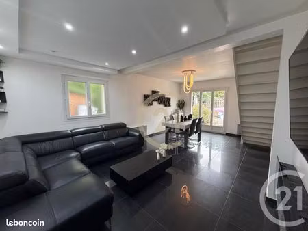 maison 4 pièces 112 m²