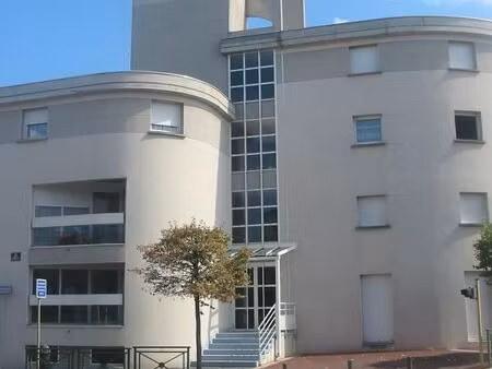 appartement 3 pièces 101 m²