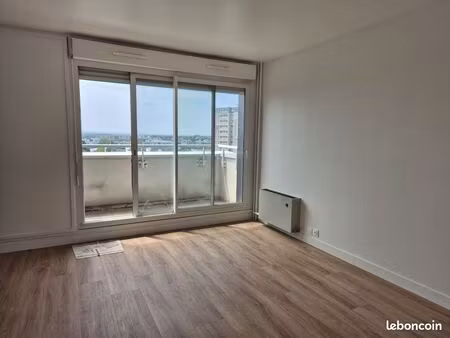 studio 1 pièce 33 m²