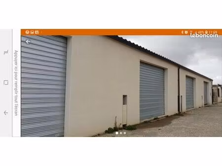 a vendre 3 grands garages 56m2 chacun