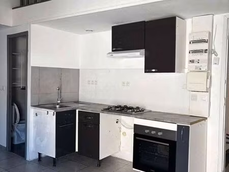 immeuble 9 %rentabilite 2 appart et 1 garage
