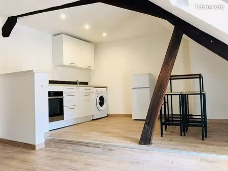 studio meublé avec cuisine centre ville