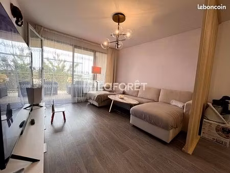 appartement 3 pièces 64 m²