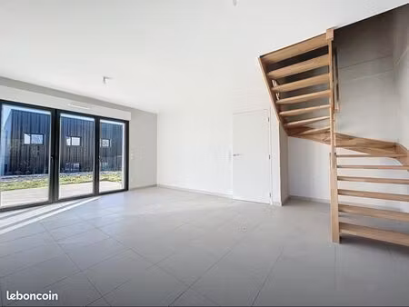 maison 4 pièces 93 m²