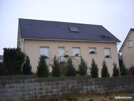 maison à louer à vivier-au-court