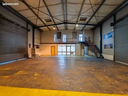 local 400 m² ajaccio