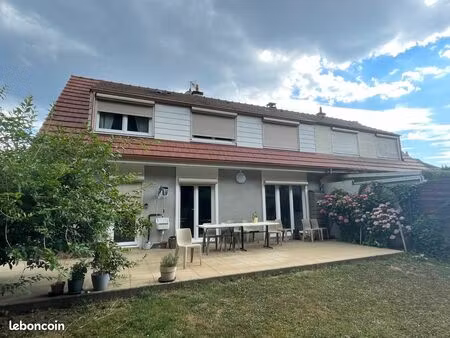 maison-5 pièces-102 m2