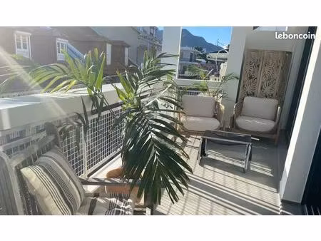 t2 centre de basse-terre dispo de août à septembre