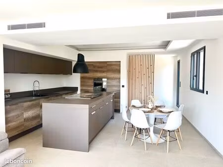 maison mitoyenne meublée à l’année scolaire