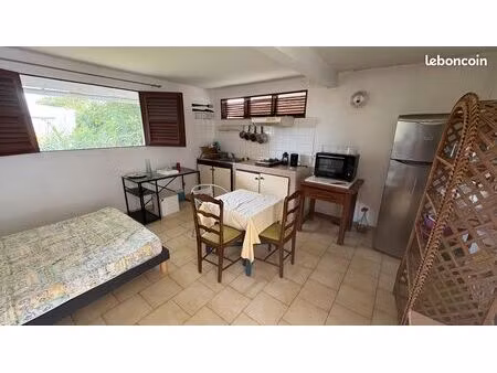 location studio 30m² fort-de-france