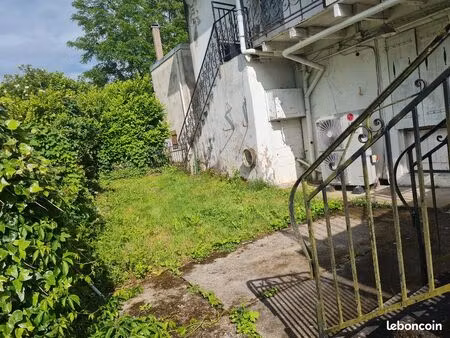 maison de ville avec jardin et garage