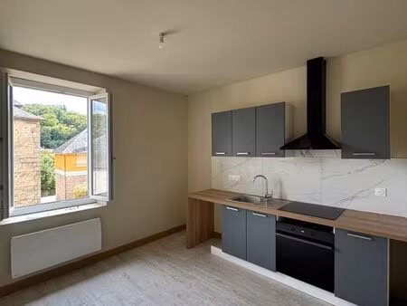 t4 de 80 m² entièrement rénové – 3 chambres  balcon..