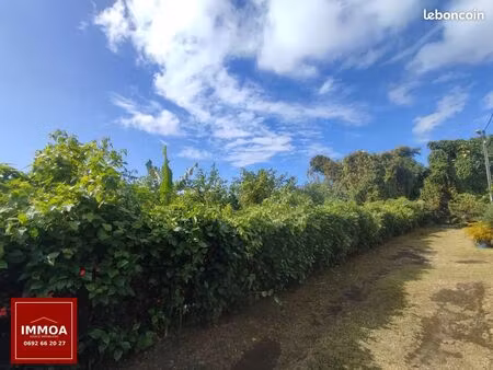 terrain 400 m² sainte-anne