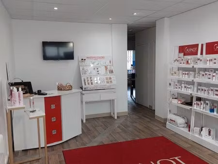 fonds de commerce institut de beauté■94m²- 16 ans d'existence - clé en main
