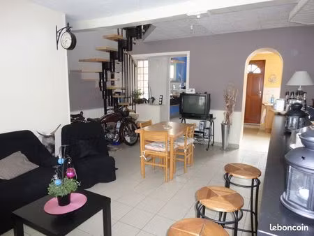 maison en location à marmagne