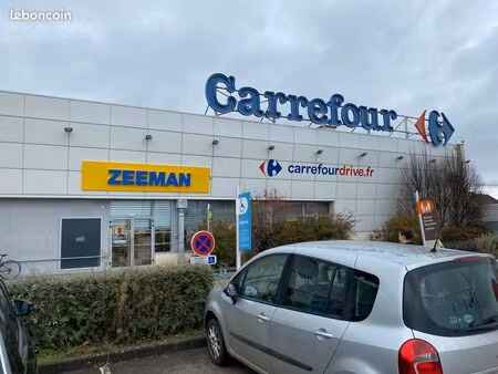 local commercial centre commercial carrefour de beaune