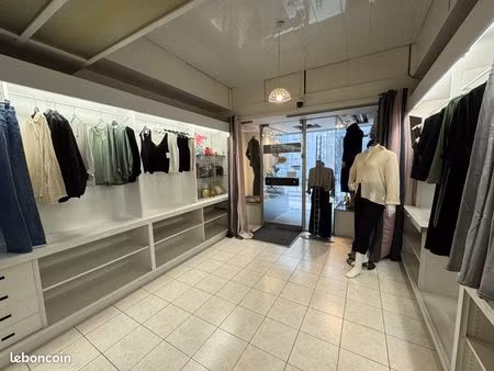 local commercial à louer