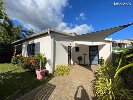 villa 4 pièces 140 m²