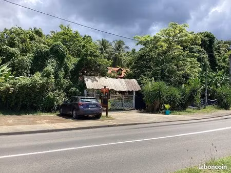 opportunité rare à bouillante (pigeon) - guadeloupe : ensemble immobilier « pieds dans l'e