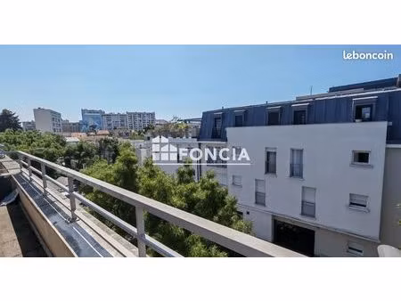 studio lumineux avec terrasse et parking – chatillon (92) – 3ème étage sans vis-à-vis