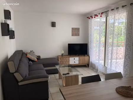 loue t2 dans residence de standing